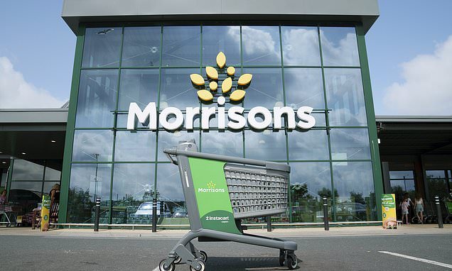 Morrisons Sales Growth Outpaces Sainsbury's for First Time in Five Years