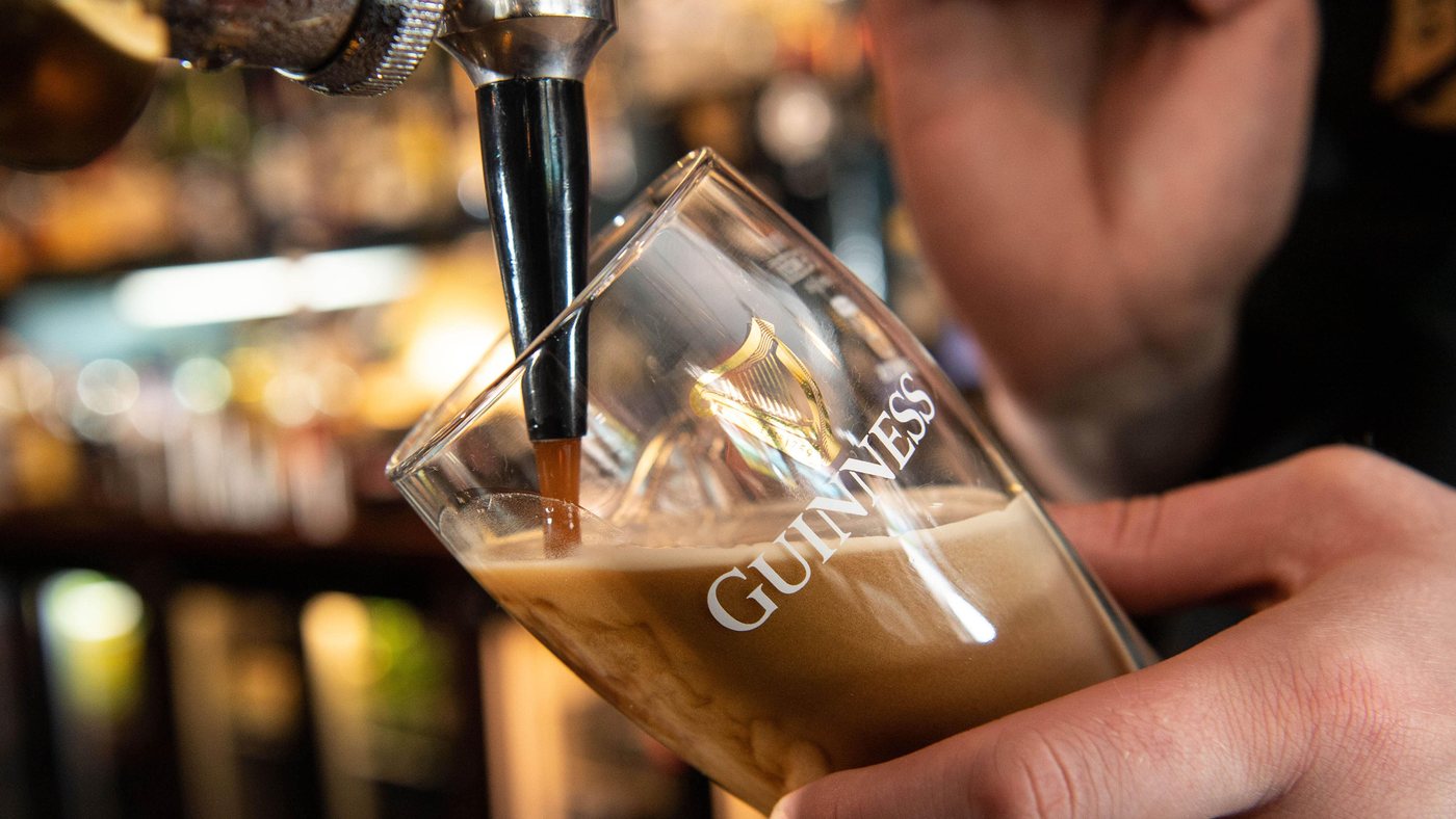 Weight-loss drugs blamed as pubs and restaurants lose business