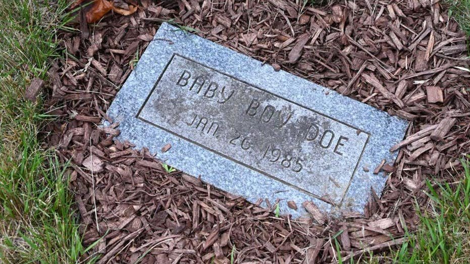DNA from soda bottle links Massachusetts woman to 1985 death of newborn son