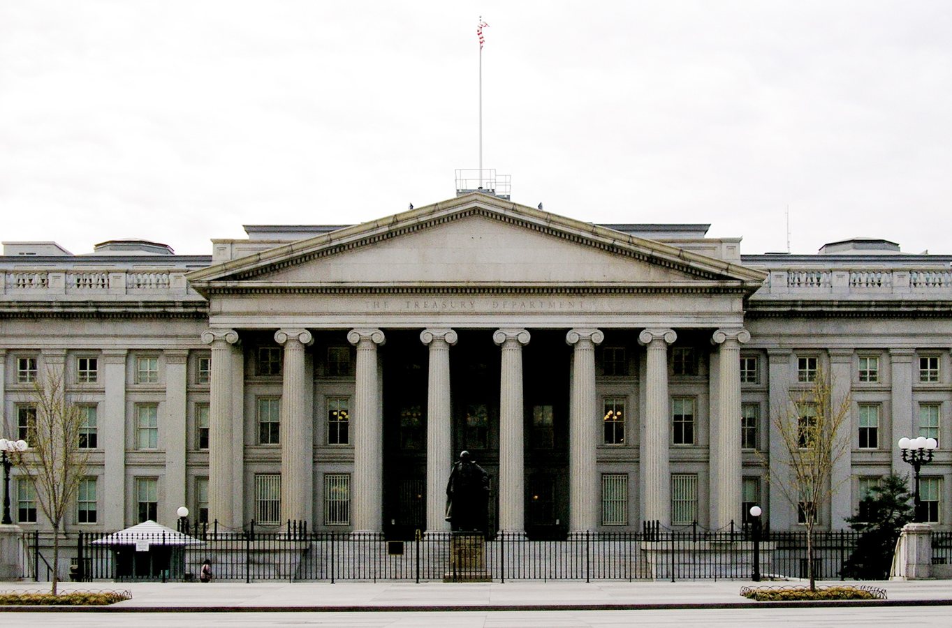 The $40 Trillion Threshold Is Really a Treasury-Market Story