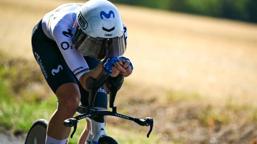 Marlen Reusser wins Tour de France Femmes time trial and takes yellow jersey
