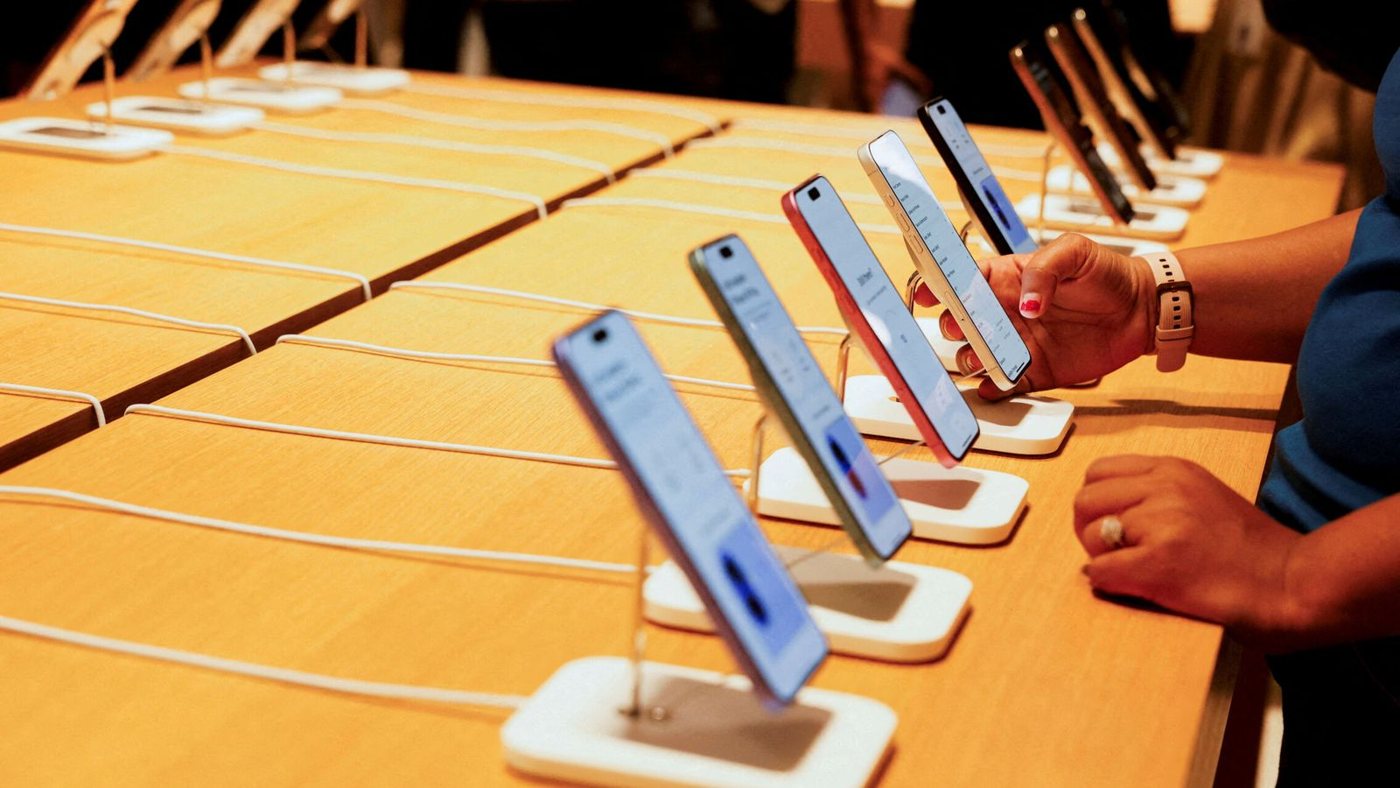 New EU Law Makes Phone Repairs Easier and Cheaper in Spain