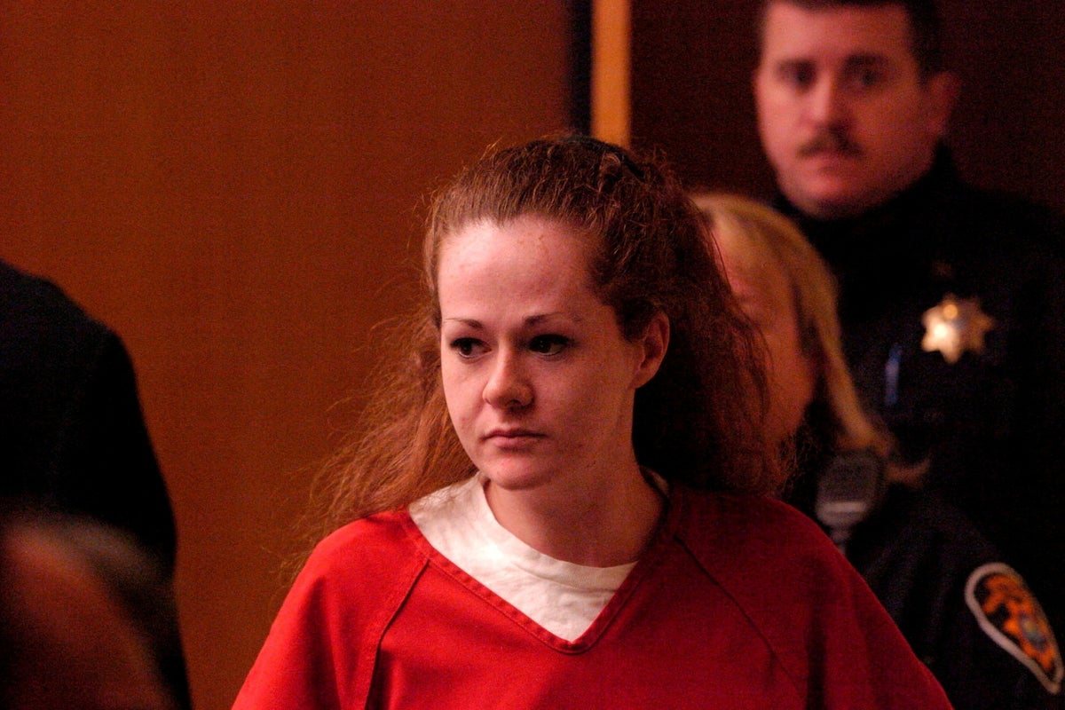Tennessee Execution: 911 Tapes Reveal 31-Minute Delay After Botched Christa Pike Procedure