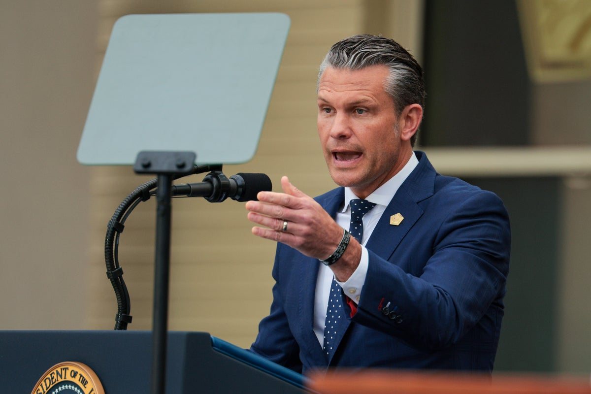 Hegseth Accused of Pressuring Rescued Airmen into '60 Minutes' Interview