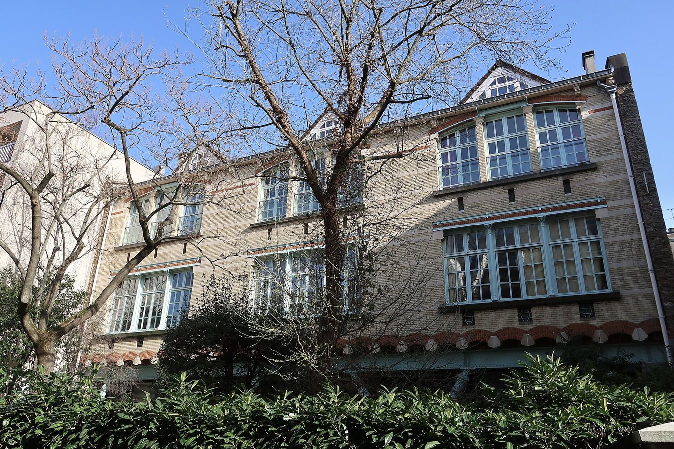 France Braces for National School Protests After Boy Loses Hand in Lens
