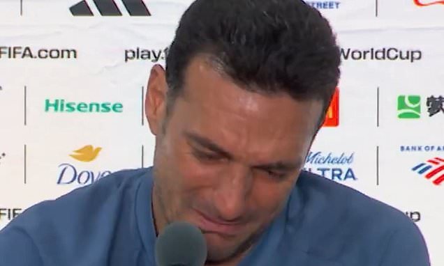 Argentina manager Lionel Scaloni breaks down in tears during press conference