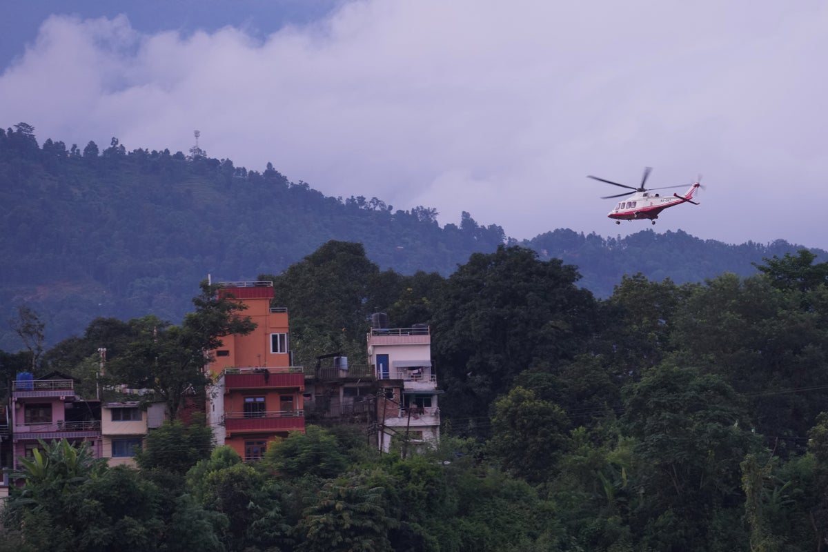 At least 90 Americans reported missing after Nepal and Tibet floods