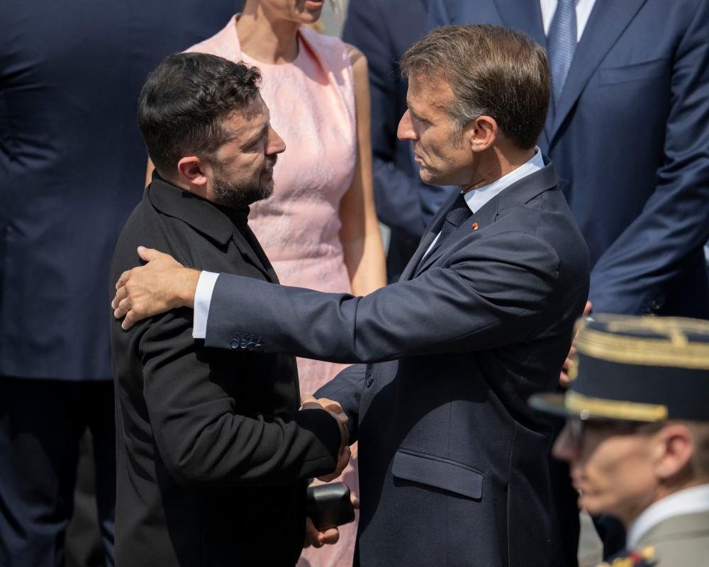 Macron pledges missile interceptors to Ukraine as Russian strikes intensify