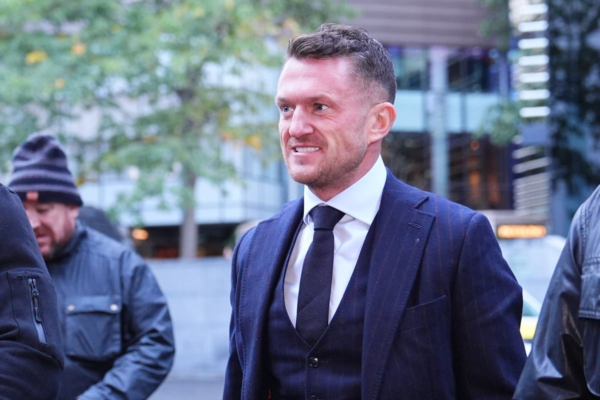 Tommy Robinson weeps in court over Daily Mail article's impact on family