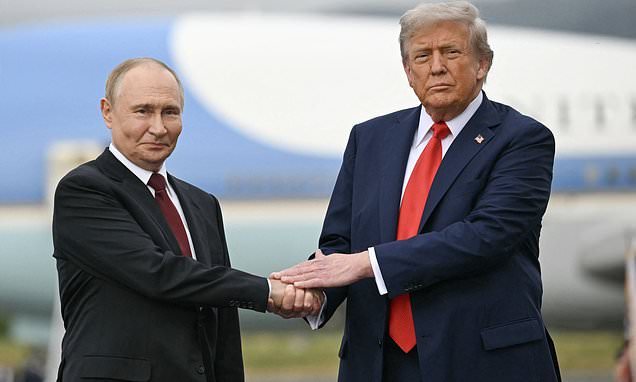 Trump Announces Deal for Russian Diesel as Fuel Prices Dominate Midterm Run-Up