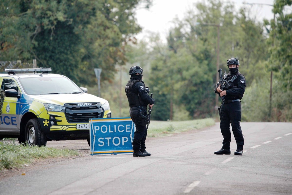 Five UK Nationals Arrested Over Suspected Bomb Plot at RAF Fairford