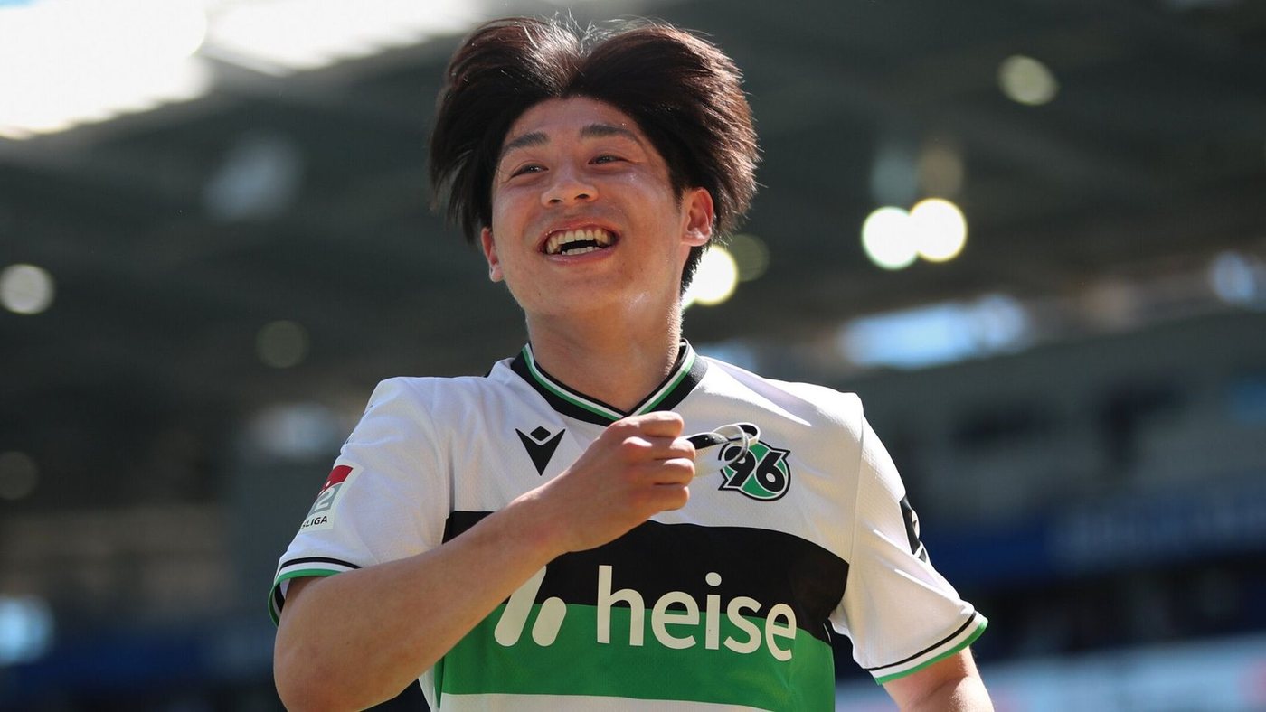 Rangers sign winger Daisuke Yokota from Hannover 96